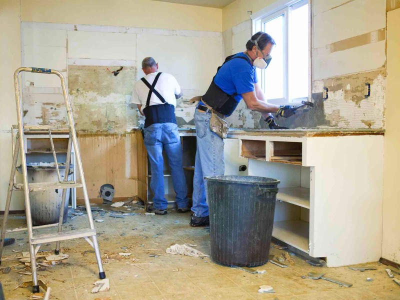 What Is The Best Paint Color for a Small Bathroom?